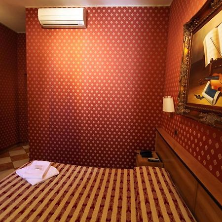 Hotel Hollywood Roma Exterior foto