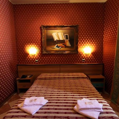 Hotel Hollywood Roma Exterior foto
