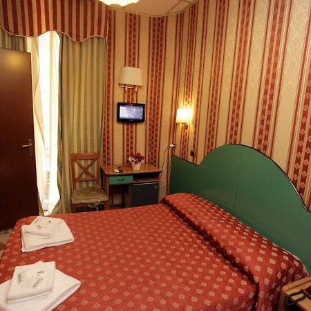 Hotel Hollywood Roma Exterior foto