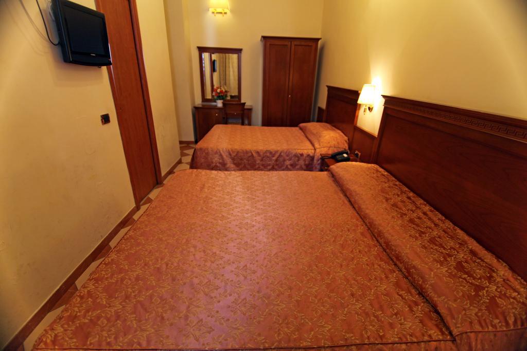 Hotel Hollywood Roma Exterior foto