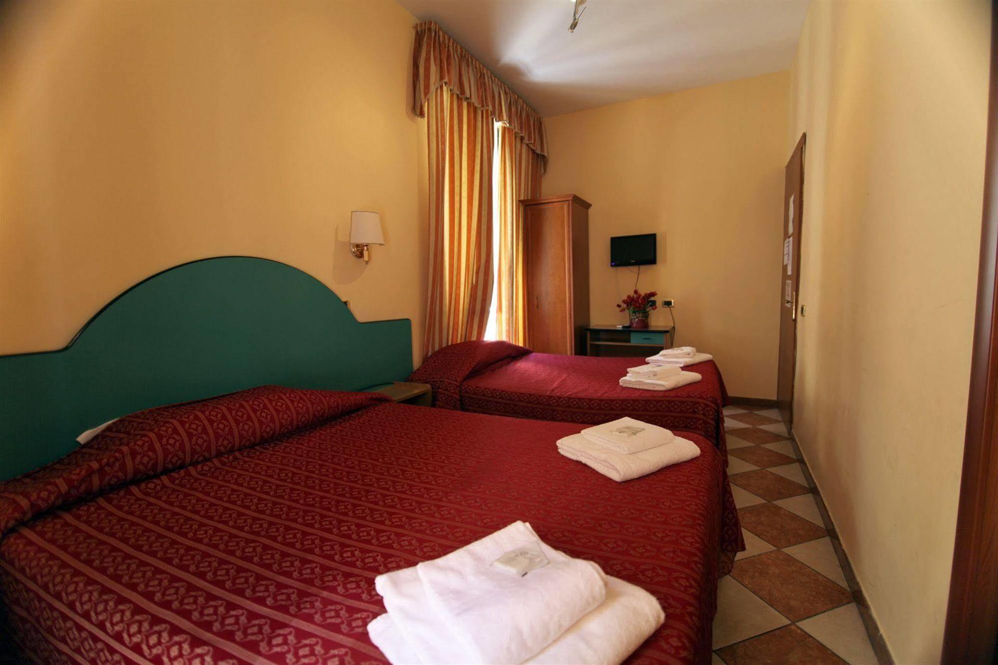 Hotel Hollywood Roma Exterior foto